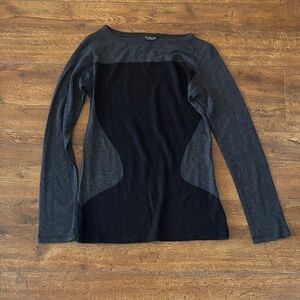 Go Couture Black and Gray Long Sleeve Top